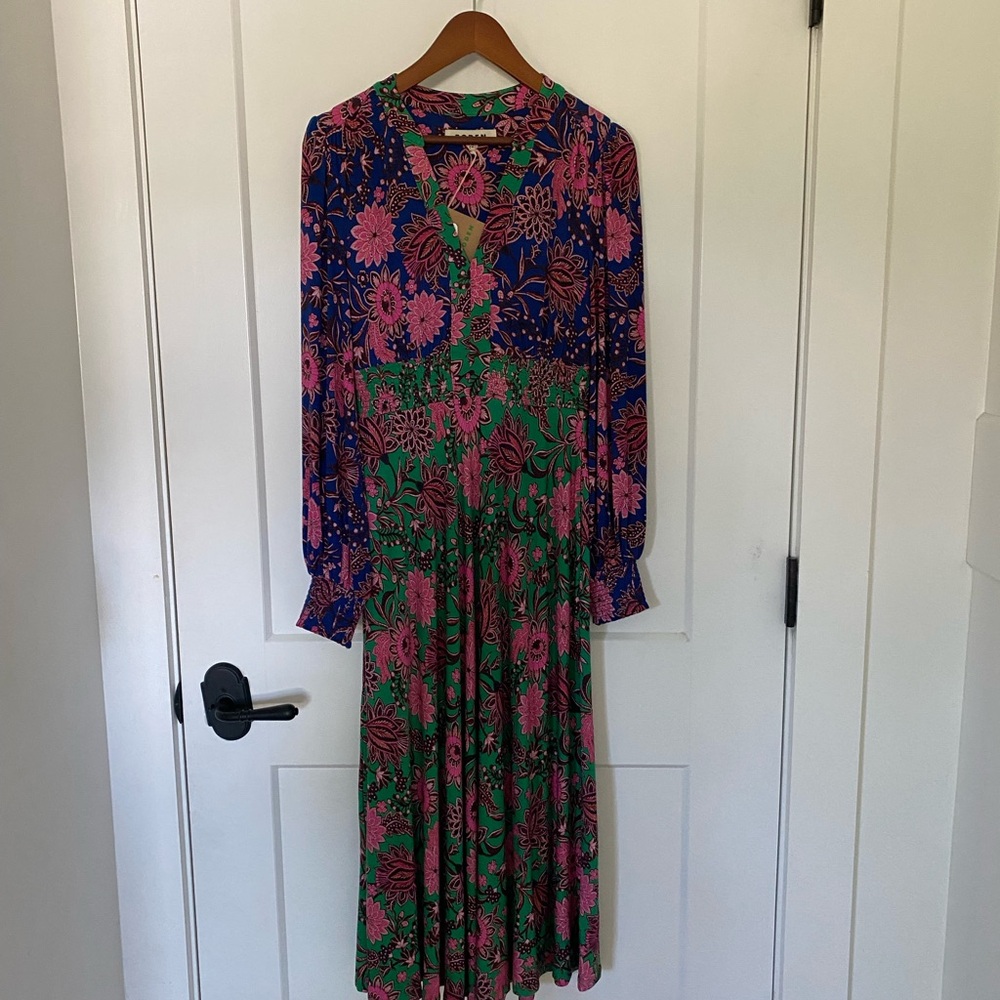 Floral V-Neck Dress - Multicolor Petite 0 Long Sleeved soft jersey knit